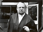 Hans J. Schallock, Verteidiger des Angeklagten Boger Hans J. Schallock, Verteidiger des Angeklagten Boger